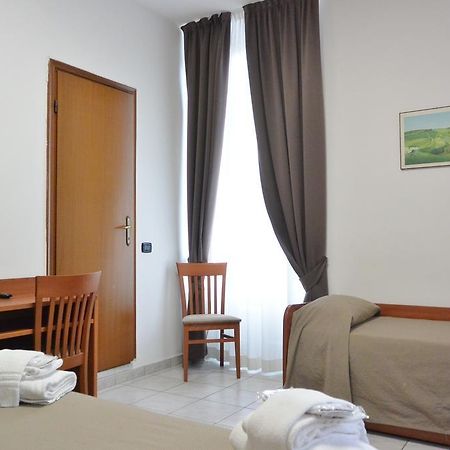 Hotel Trentina Milan Luaran gambar