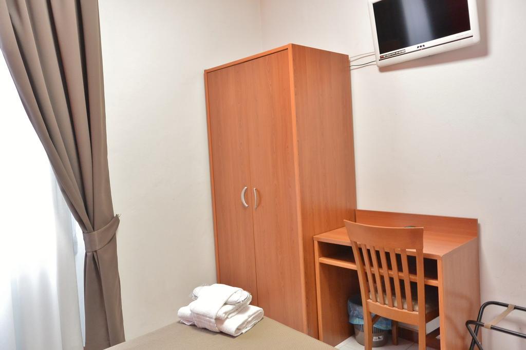 Hotel Trentina Milan Luaran gambar