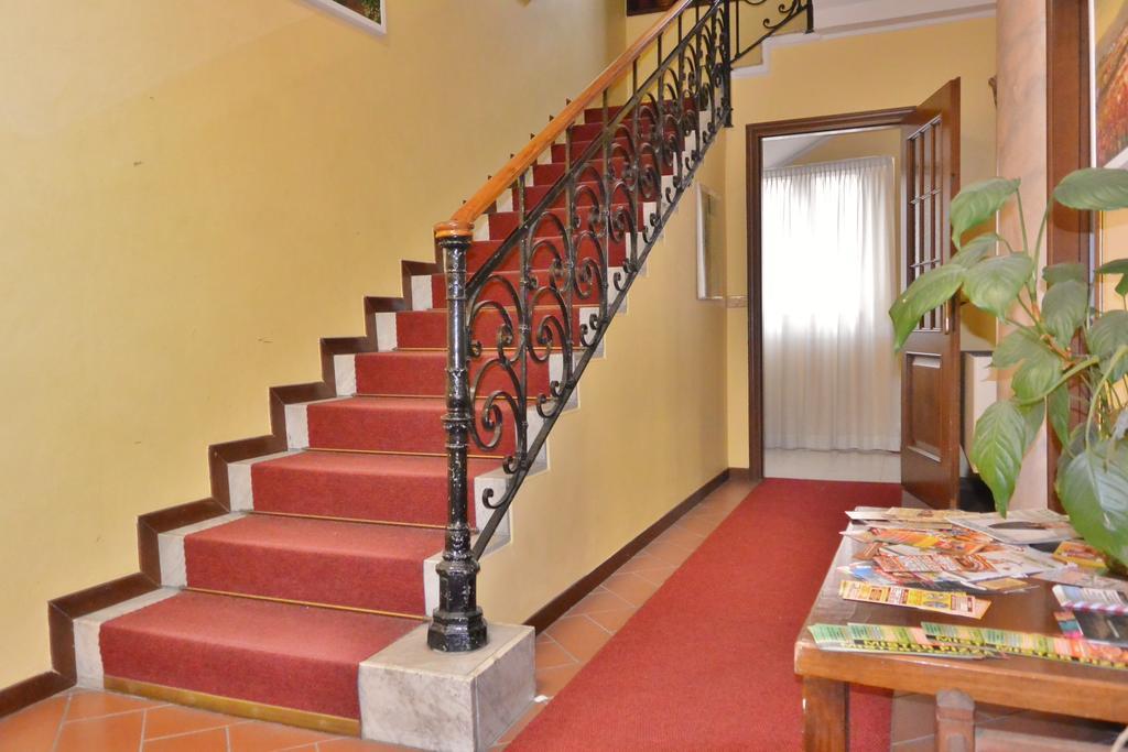 Hotel Trentina Milan Luaran gambar