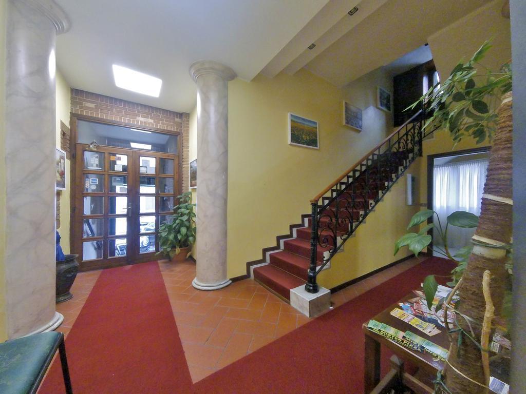 Hotel Trentina Milan Luaran gambar