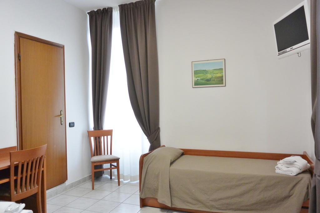 Hotel Trentina Milan Luaran gambar