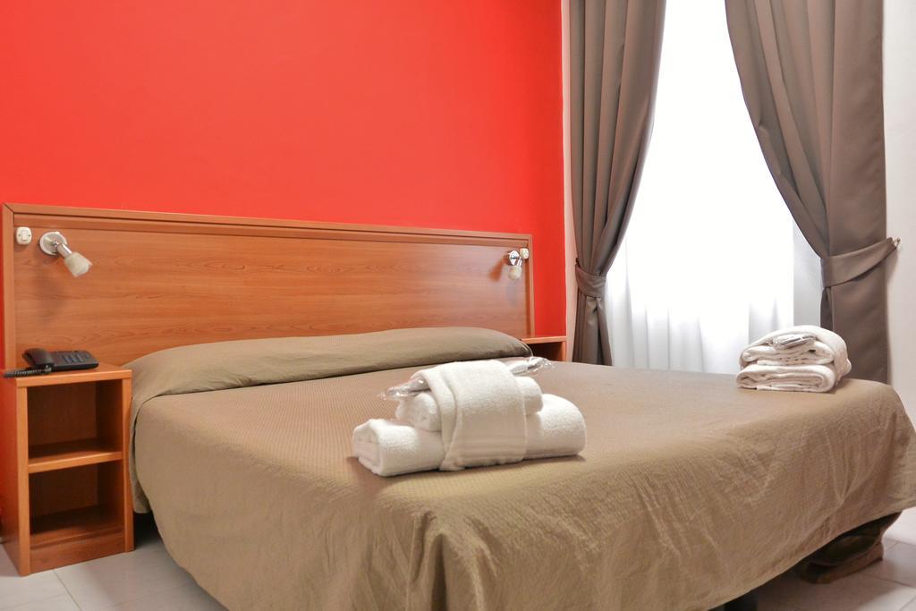 Hotel Trentina Milan Luaran gambar