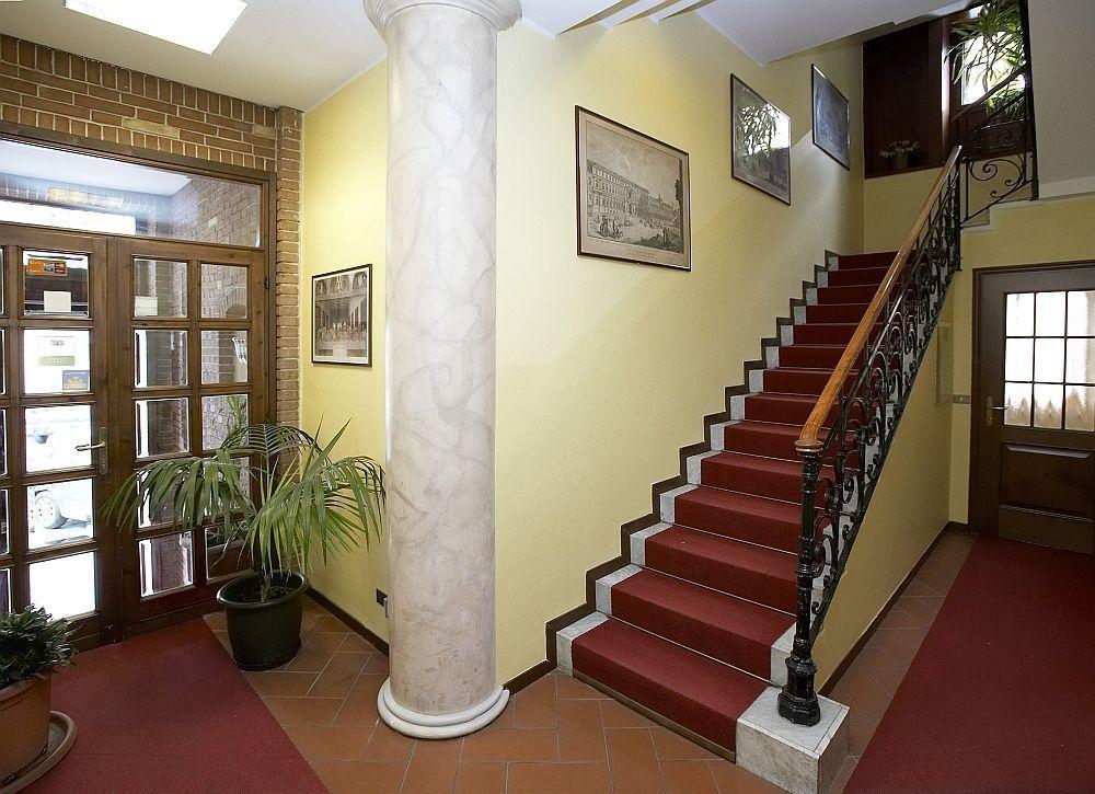 Hotel Trentina Milan Luaran gambar